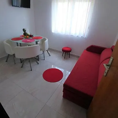 Ema Apartament